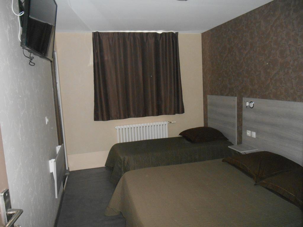 Hotel La Tente Verte Loon-Plage Rum bild