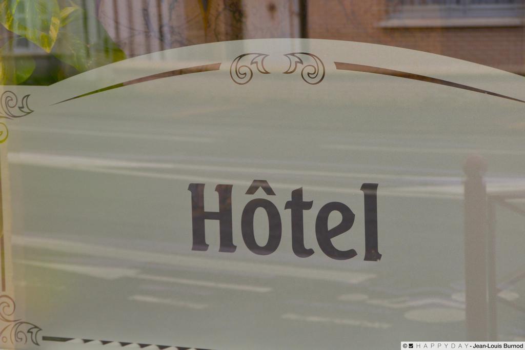 Hotel La Tente Verte Loon-Plage Exteriör bild
